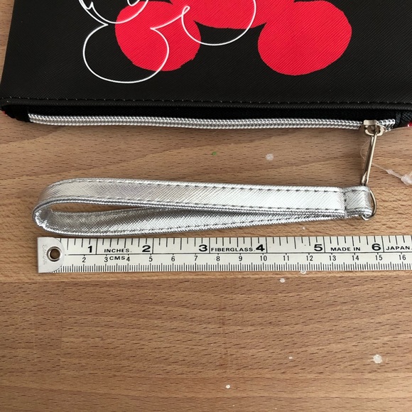 NWT Dani Danielle Nicole Disney Mickey Mouse Dual Sided Wristlet Bag - Picture 10 of 10